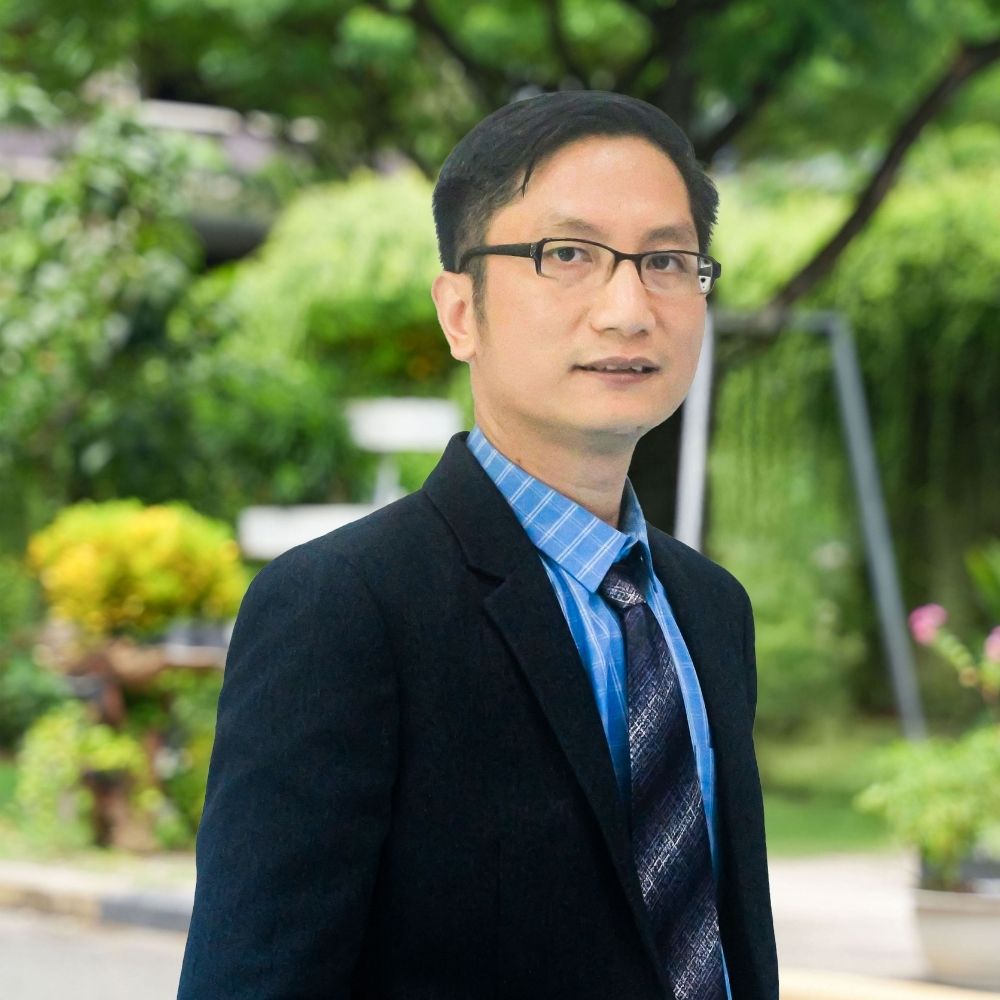 Tiến sĩ Lê Ngọc Huẩn