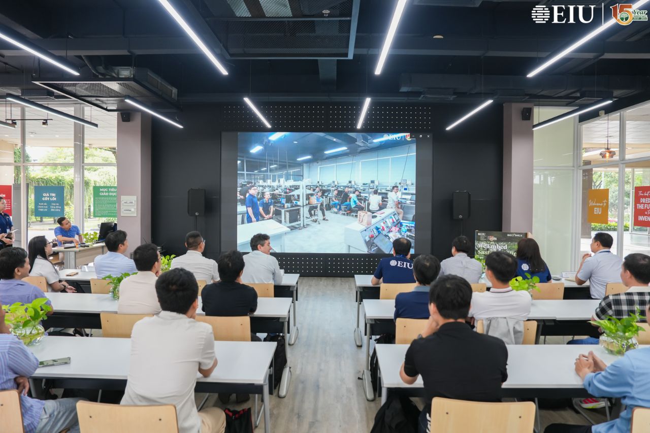 Bế giảng khóa đào tạo FPGA programming and design